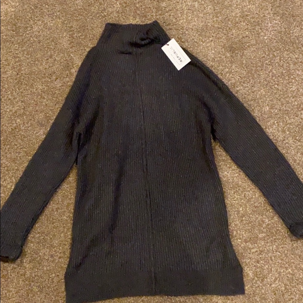 Women’s sweater